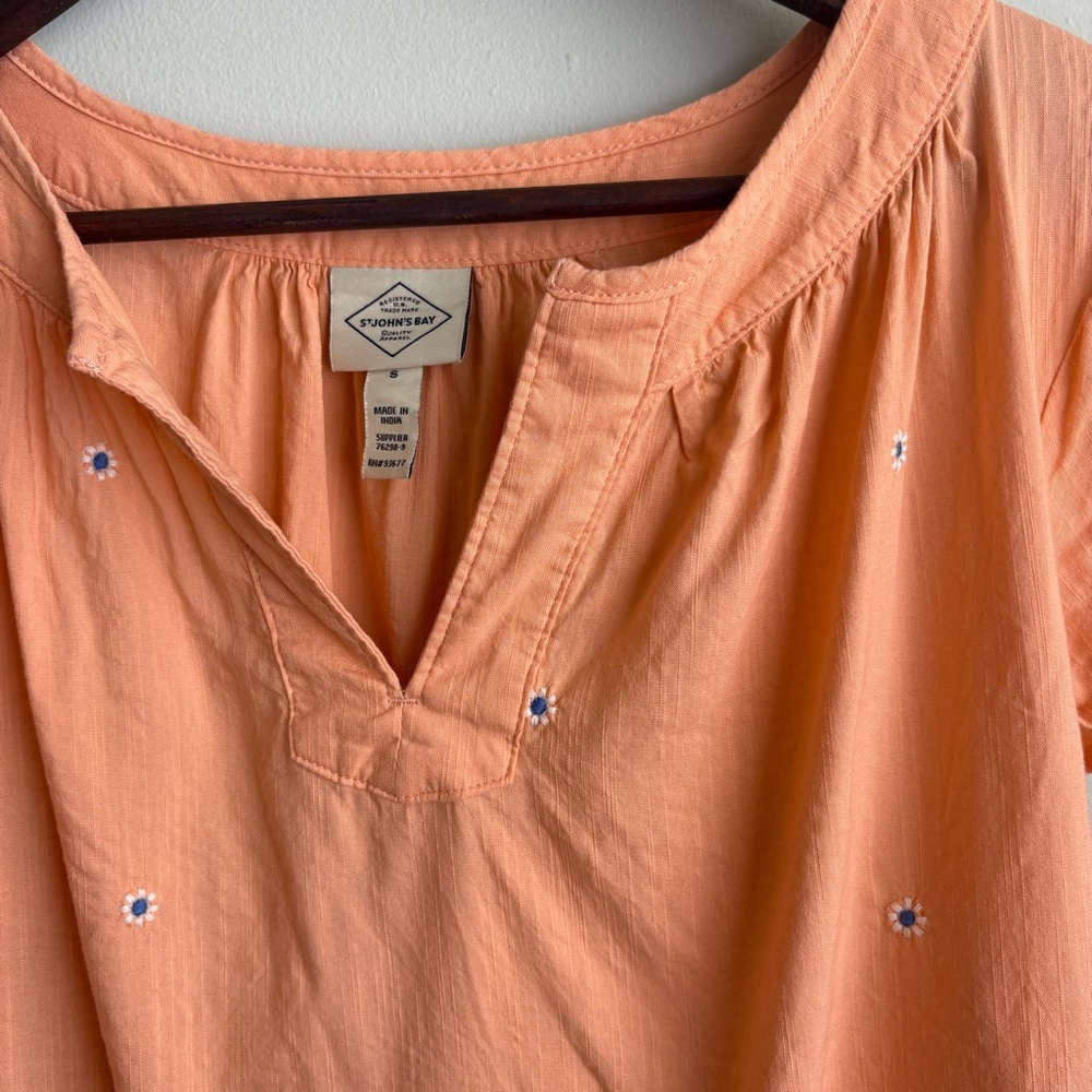 St. John's Bay Peach Short-Sleeve Embroidered V-Notch Top - Picture 4 of 5